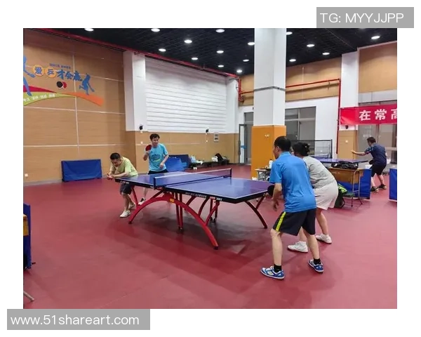 乒乓球的魅力：深入重庆乒乓球队的团队协作与训练故事