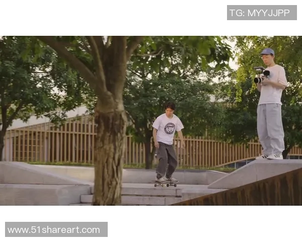 杭州滑板队的灵活性揭秘与滑板文化的深度融合探讨