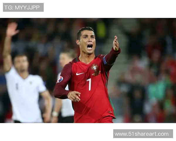 C罗与奥乔亚的巅峰对决谁能在绿茵场上书写传奇篇章 C罗与奥乔亚的巅峰对决谁能在绿茵场上书写传奇篇章